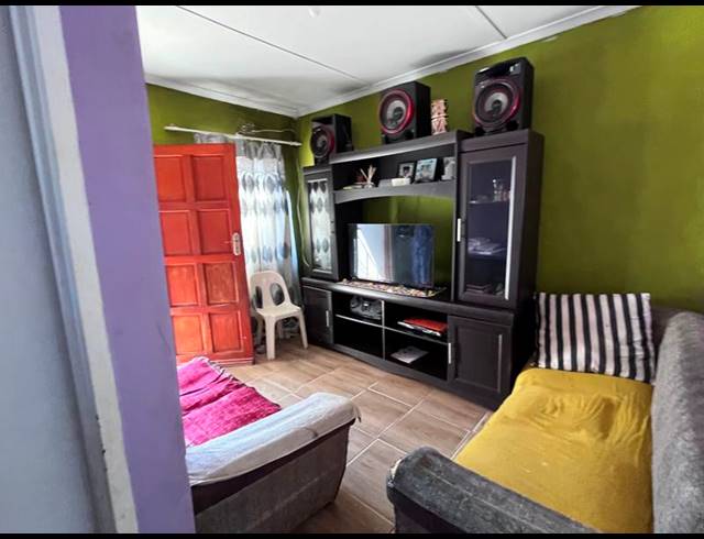 2 BEDROOM HOUSE FOR SALE IN UMRHABULO TRIANGLE